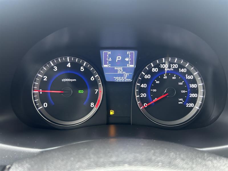hyundai Accent 2015 - 12