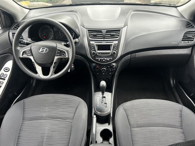 hyundai Accent 2015 - 21