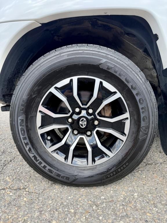 toyota Tacoma 2015 - 9