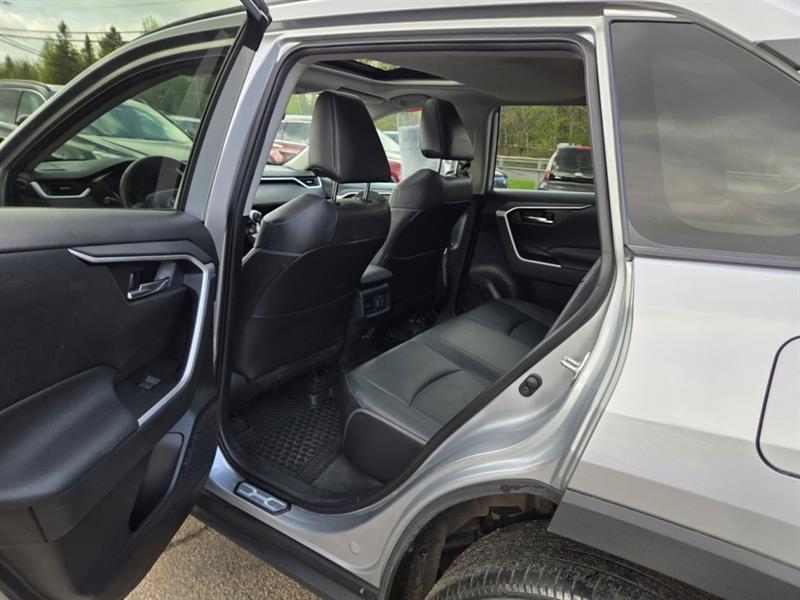 toyota RAV4 2021 - 12