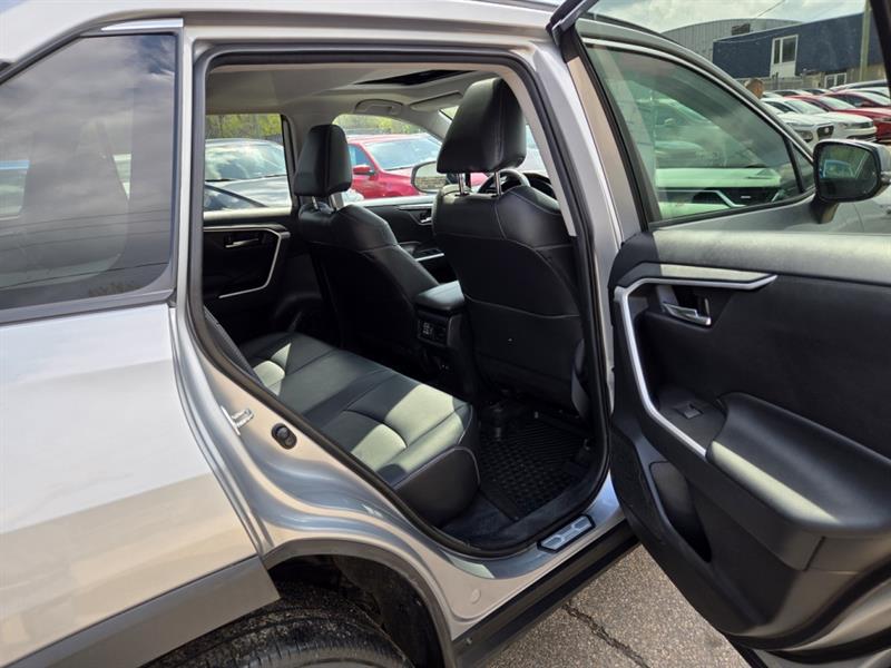 toyota RAV4 2021 - 16