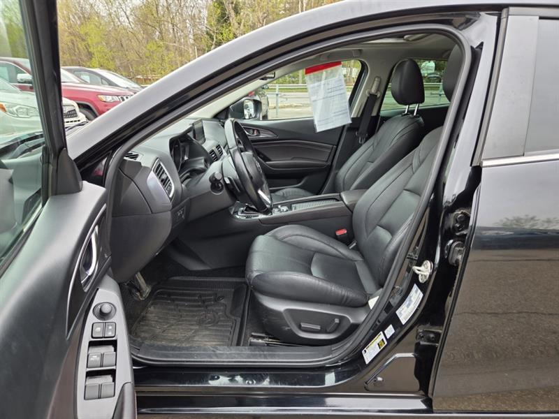 mazda Mazda3 Sport 2018 - 11