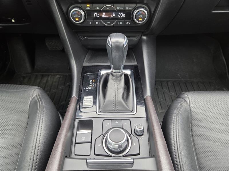 mazda Mazda3 Sport 2018 - 24
