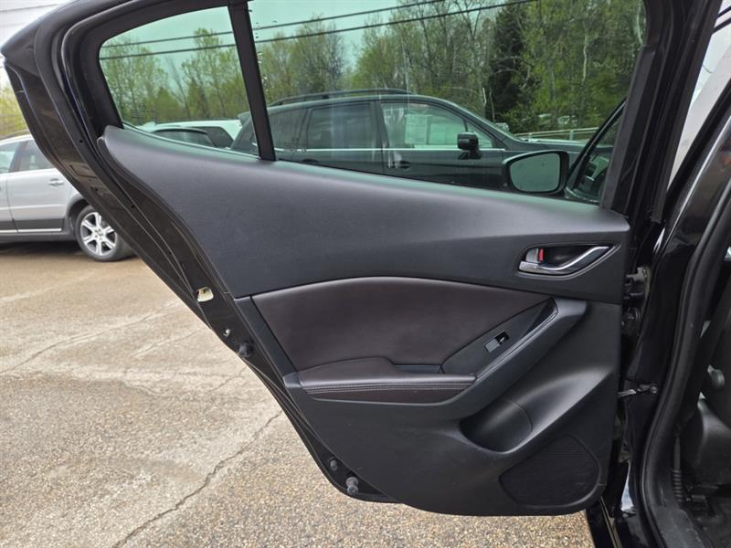 mazda Mazda3 Sport 2018 - 29