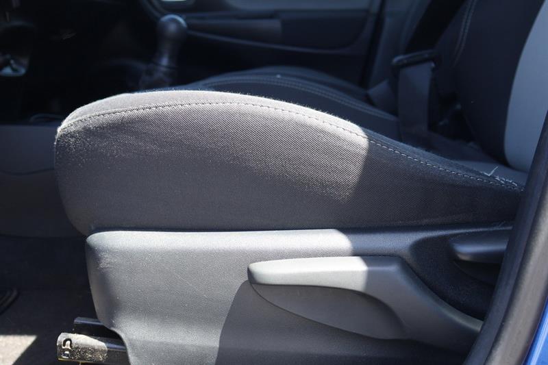 toyota Yaris Hatchback 2018 - 8