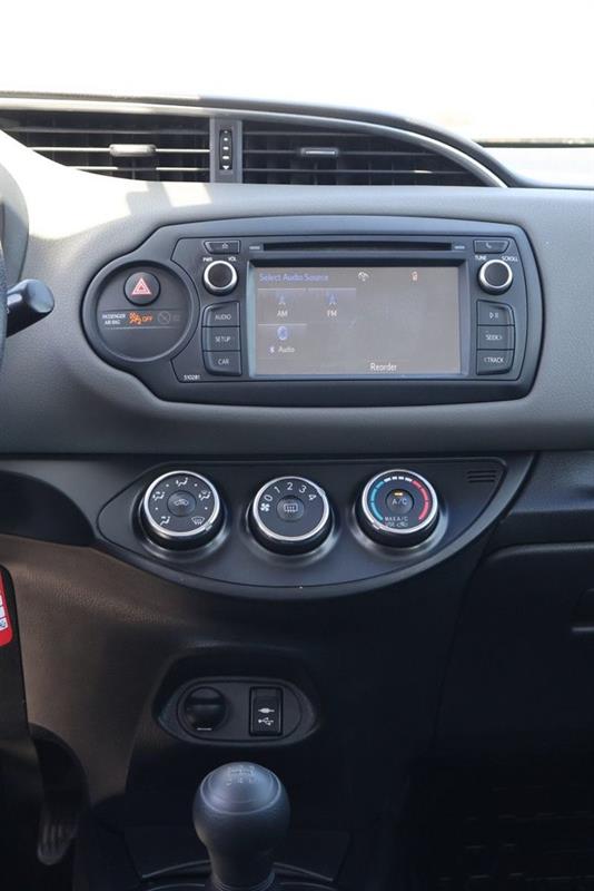 toyota Yaris Hatchback 2018 - 14
