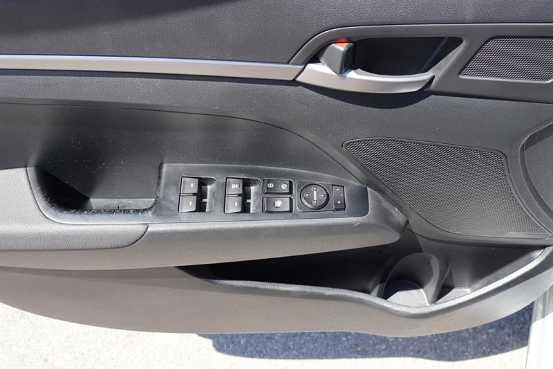 hyundai Elantra 2017 - 18