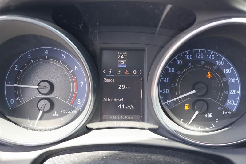 toyota Corolla iM 2018 - 13