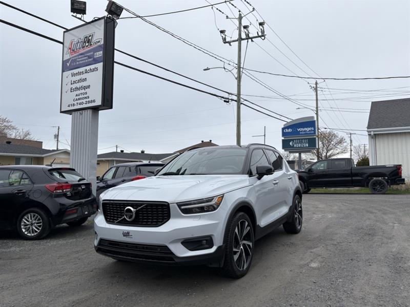 volvo XC40 2021