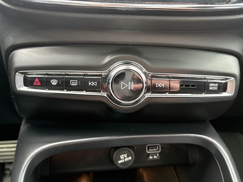 volvo XC40 2021 - 11