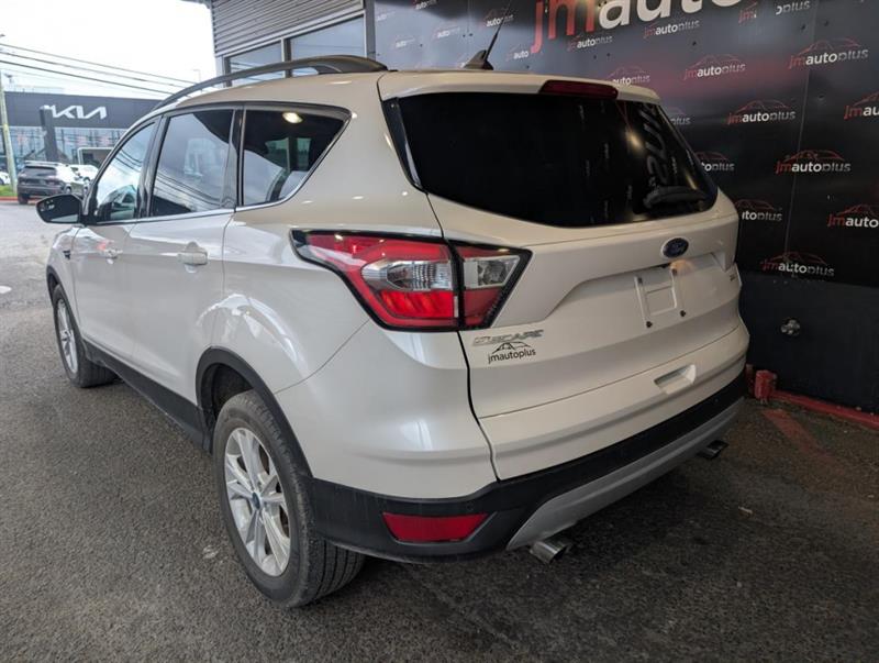 ford Escape 2018 - 11