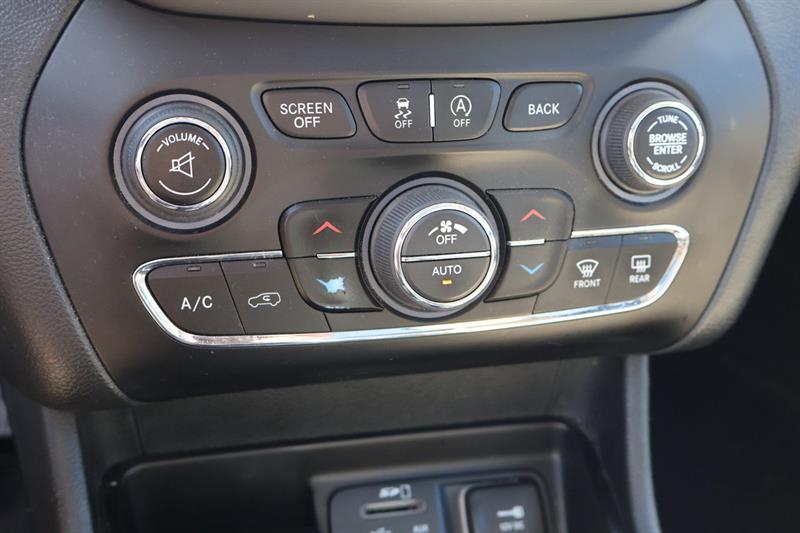 jeep Cherokee 2016 - 22