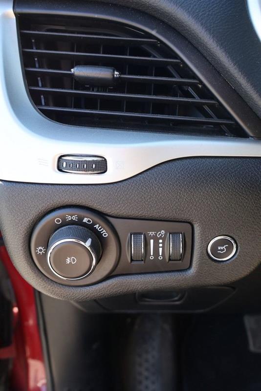 jeep Cherokee 2016 - 24