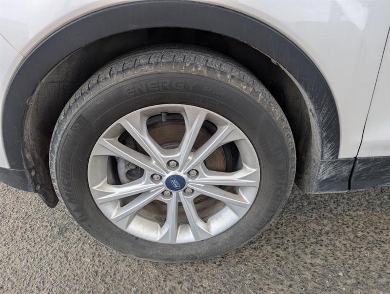 ford Escape 2018 - 28