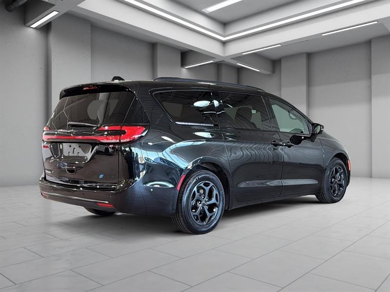 chrysler Pacifica Hybrid 2023 - 10