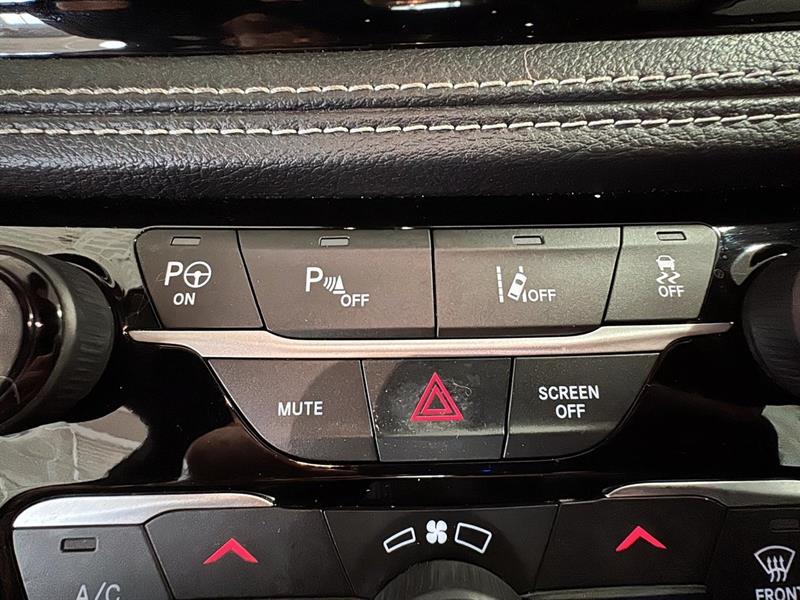 chrysler Pacifica Hybrid 2023 - 34