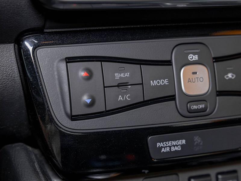 nissan LEAF 2018 - 21