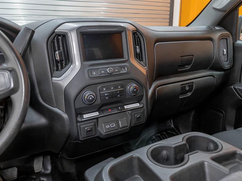 chevrolet Silverado 1500 2021 - 16