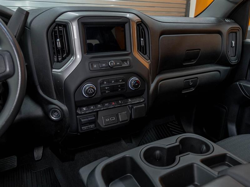 chevrolet Silverado 2500HD 2024 - 17