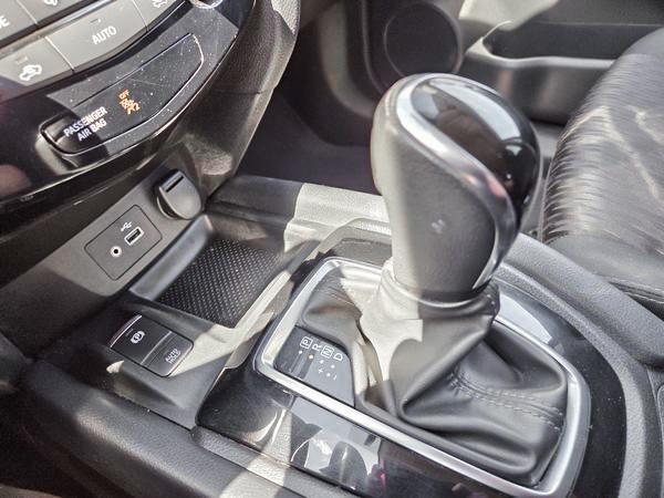 nissan Rogue 2019 - 17