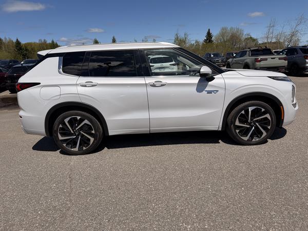 mitsubishi Outlander PHEV 2023 - 8