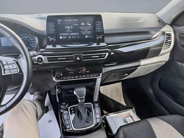 kia Seltos 2021 - 23