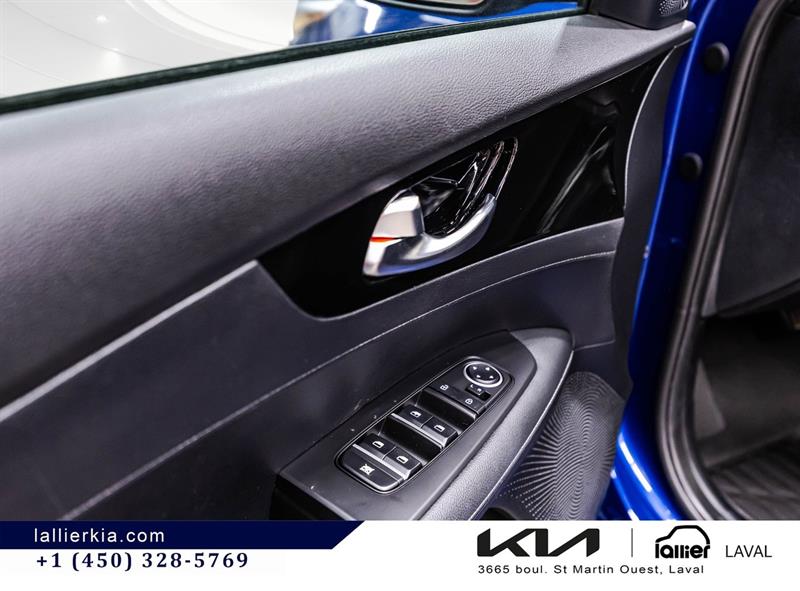 kia Forte 2022 - 11