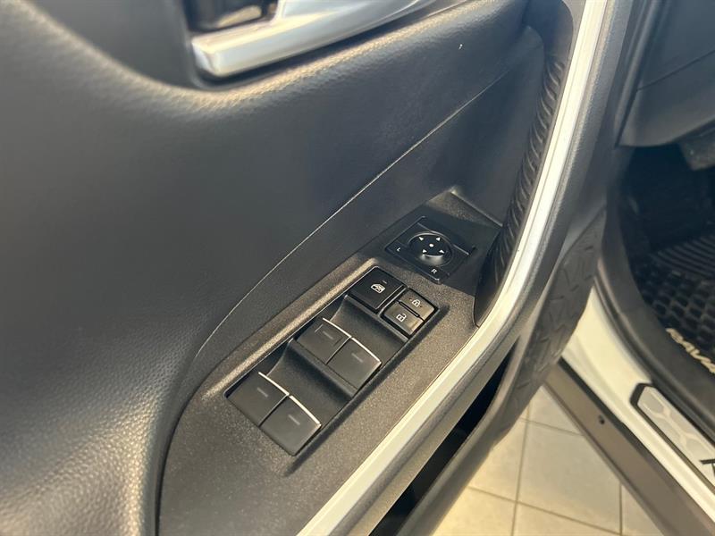 toyota RAV4 2023 - 21