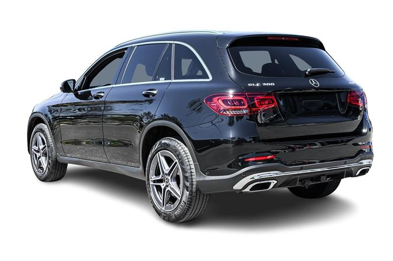 mercedes-benz GLC300 2022 - 10