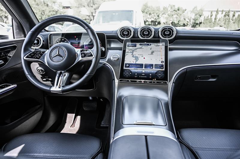 mercedes-benz GLC300 2025 - 27