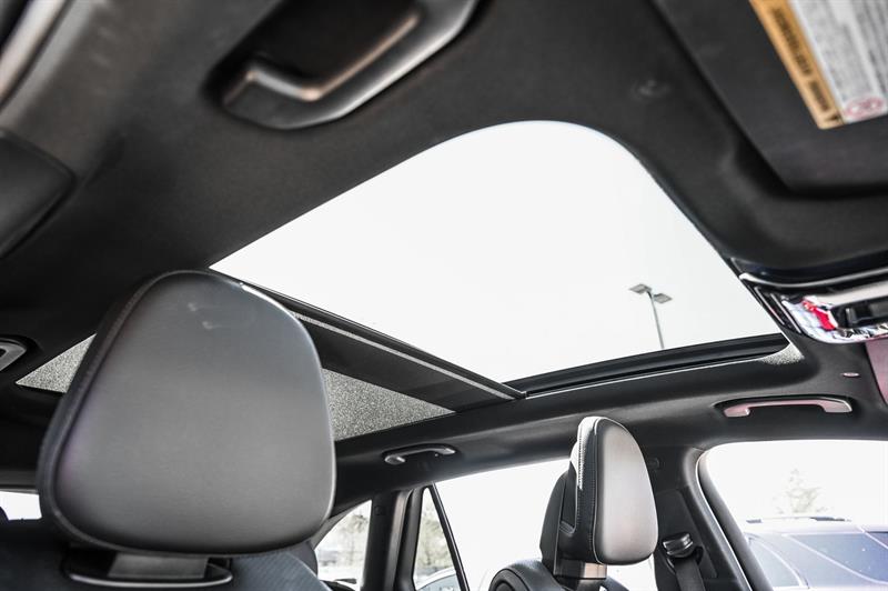 mercedes-benz GLC300 2025 - 32