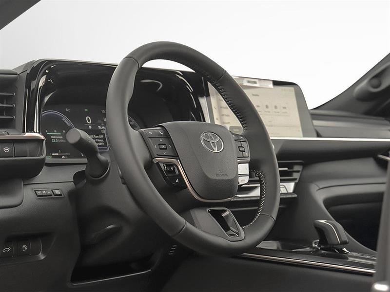 toyota Crown Signia 2026 - 10