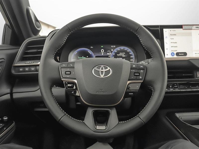 toyota Crown Signia 2026 - 11