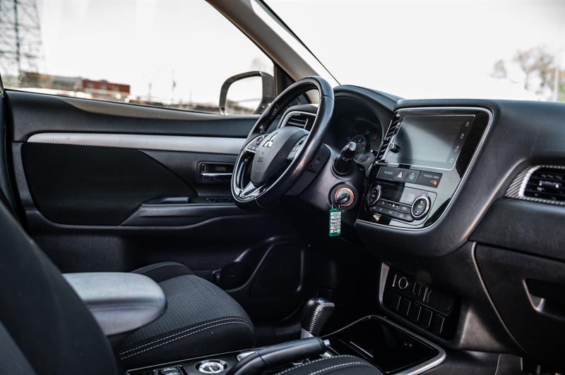 mitsubishi Outlander 2018 - 31