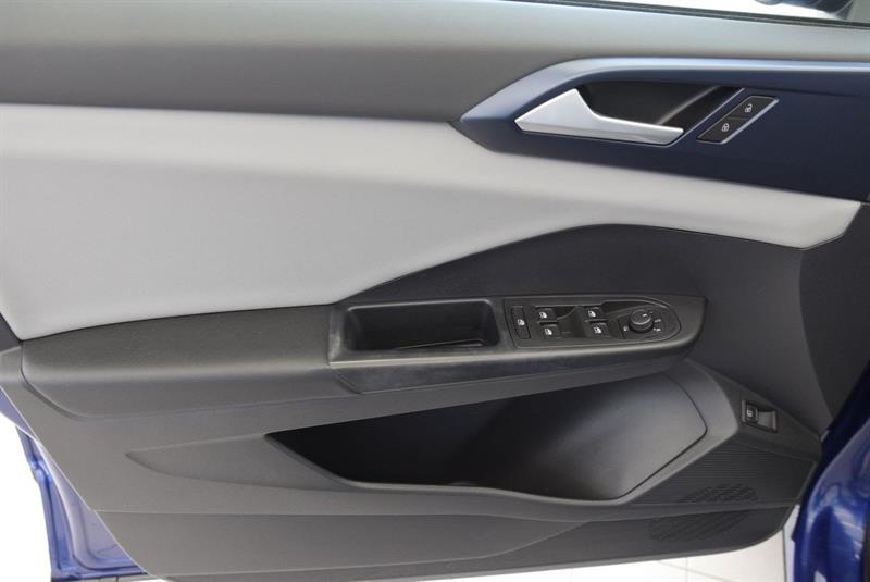 volkswagen Taos 2022 - 28