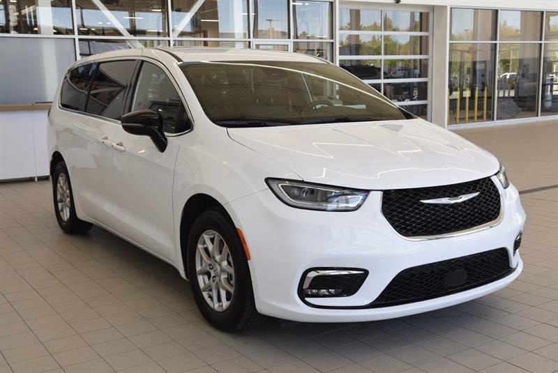 chrysler Pacifica 2025 - 7