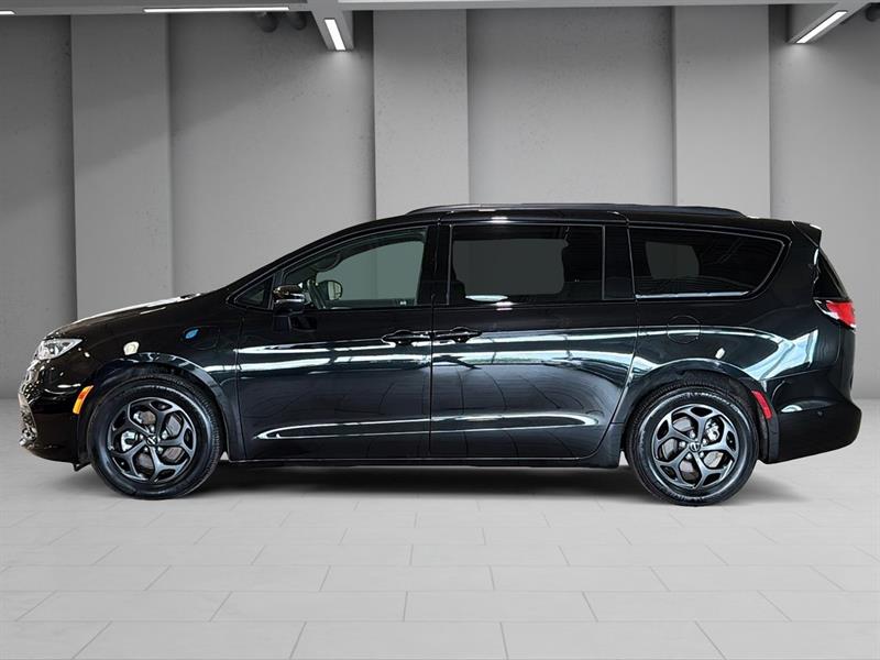 chrysler Pacifica Hybrid 2023 - 3
