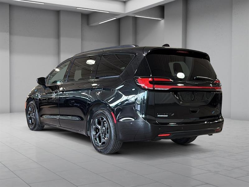 chrysler Pacifica Hybrid 2023 - 5