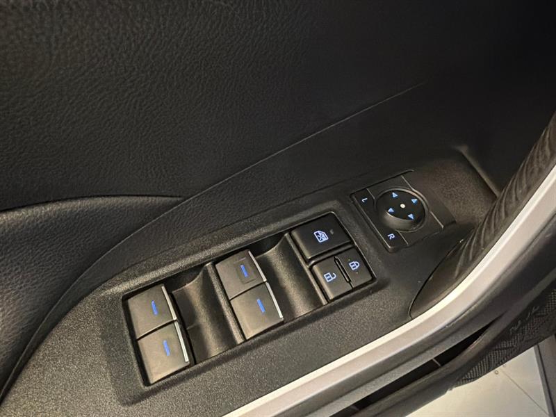 toyota RAV4 2022 - 36