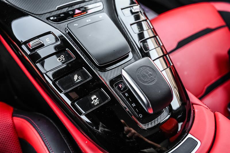 2022 Mercedes-Benz AMG GT - Image 28