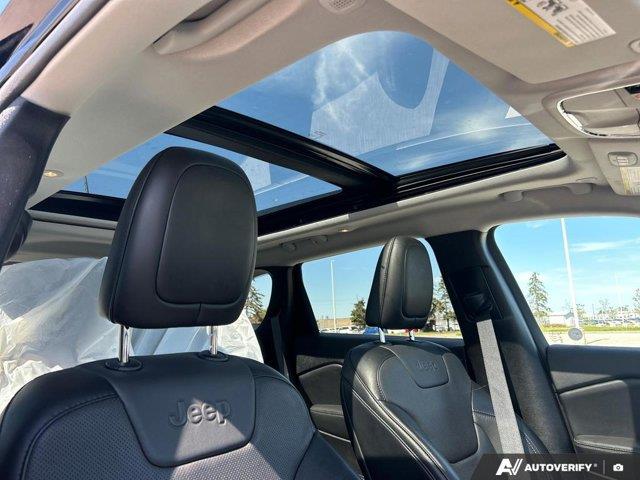 jeep Cherokee 2022 - 25