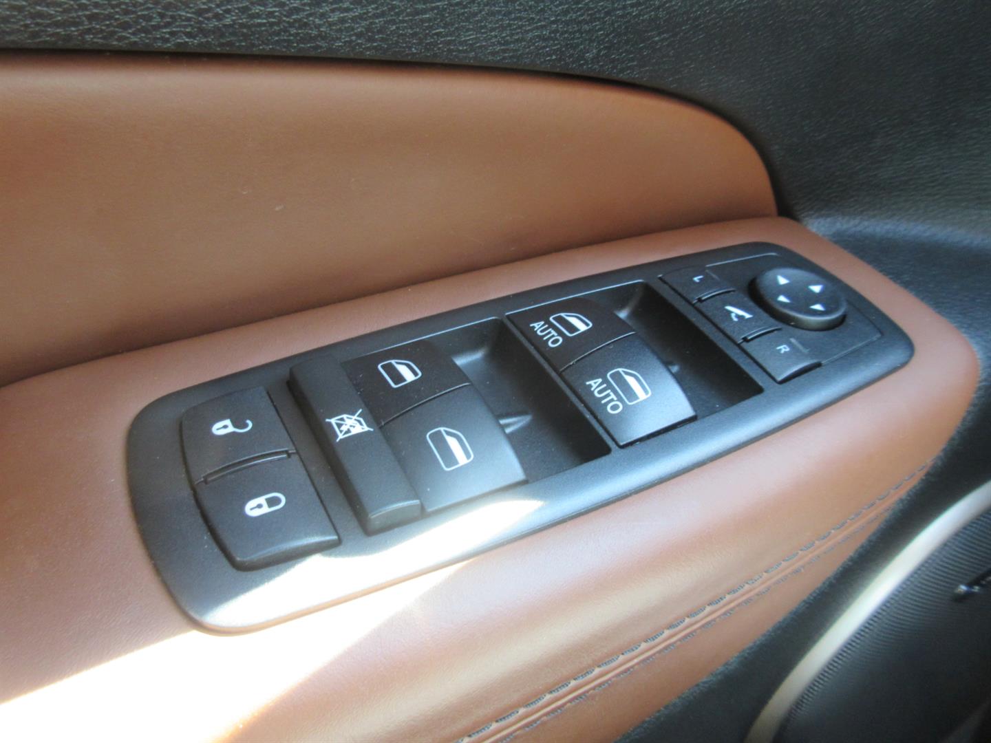 jeep Grand Cherokee 2017 - 29