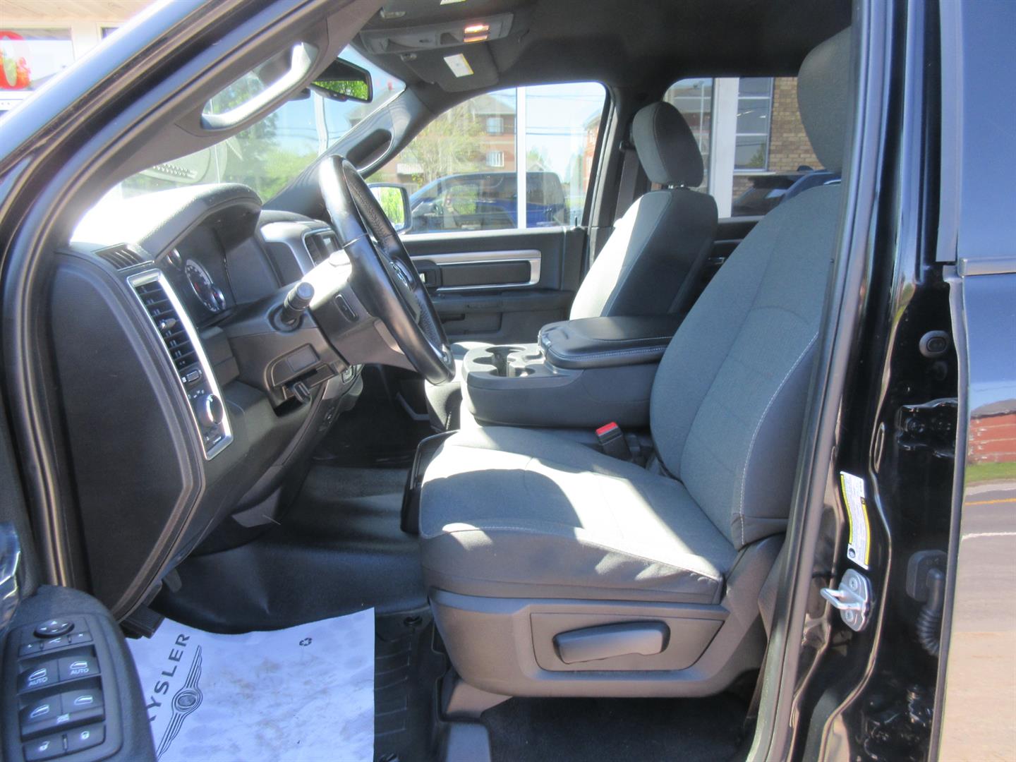 ram 1500 Classic 2022 - 15