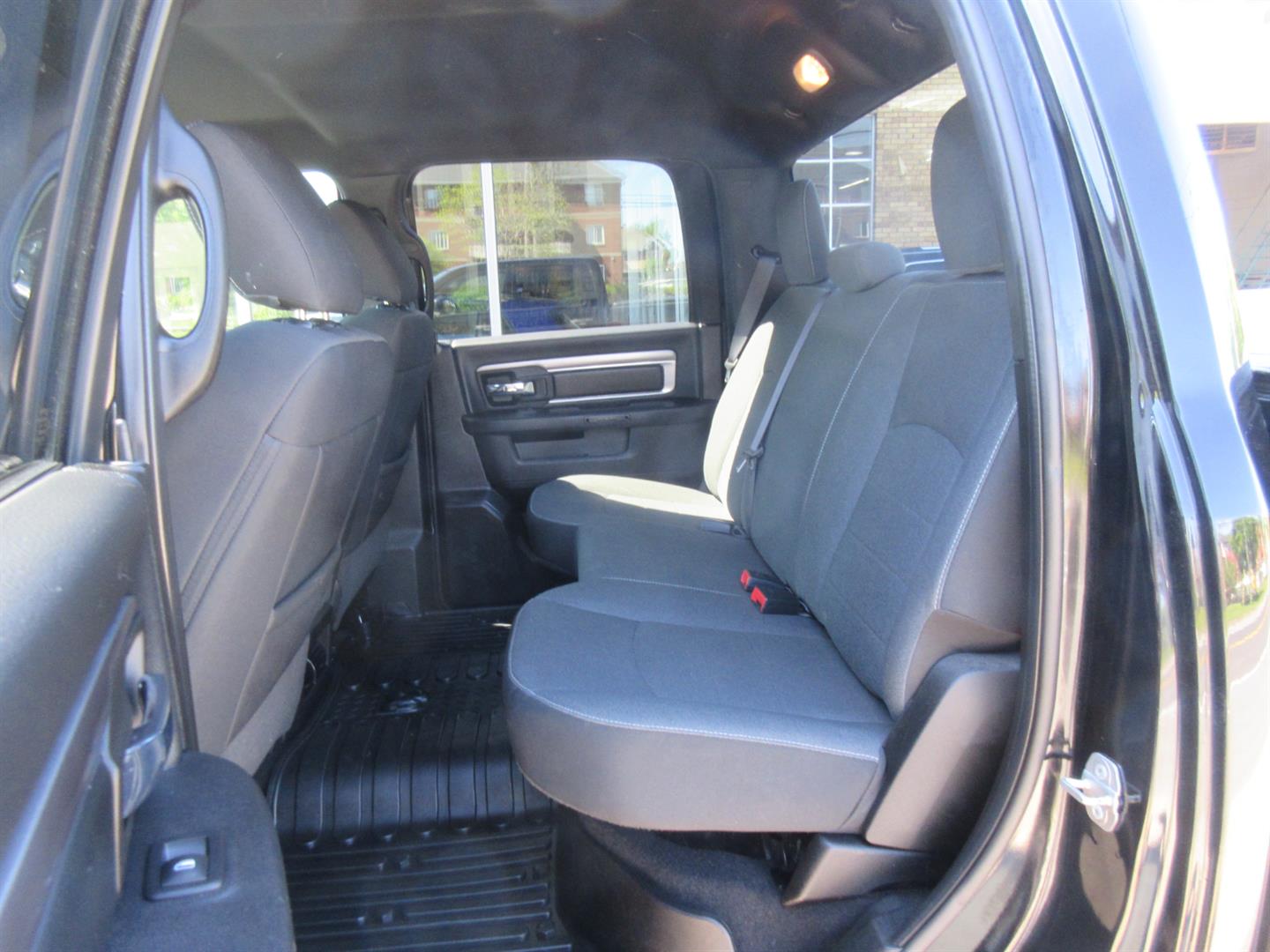 ram 1500 Classic 2022 - 16
