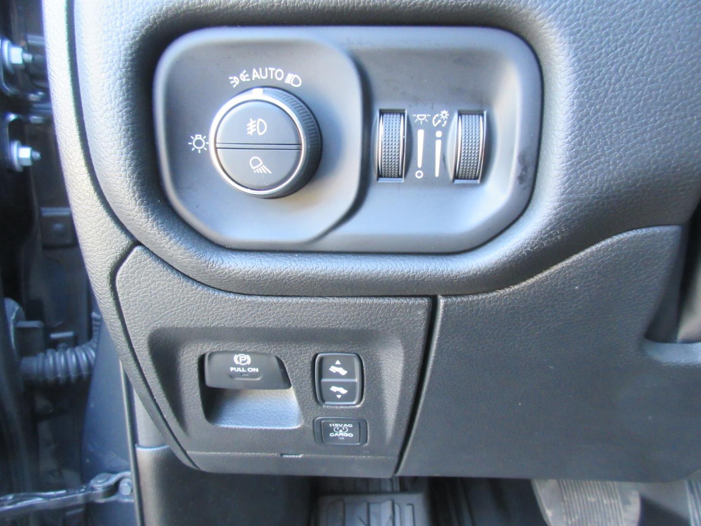 ram 1500 2025 - 28