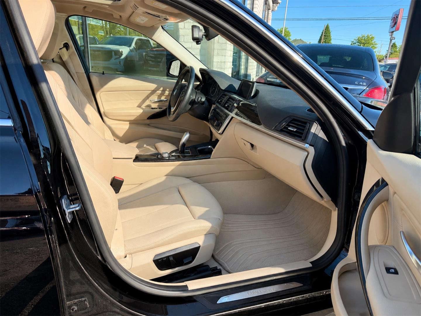 bmw Série 3 2015 - 24