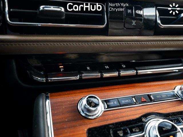 lincoln Aviator 2022 - 25