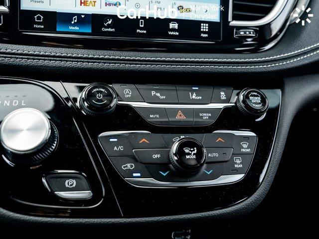 chrysler Pacifica 2026 - 23