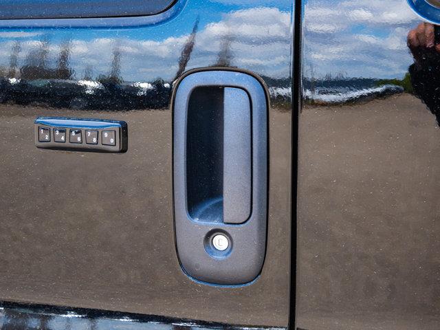 chevrolet Express Cargo Van 2026 - 8