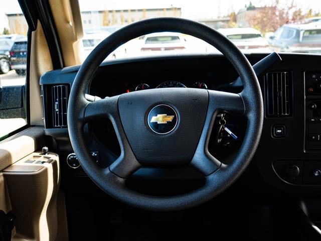chevrolet Express Cargo Van 2026 - 27